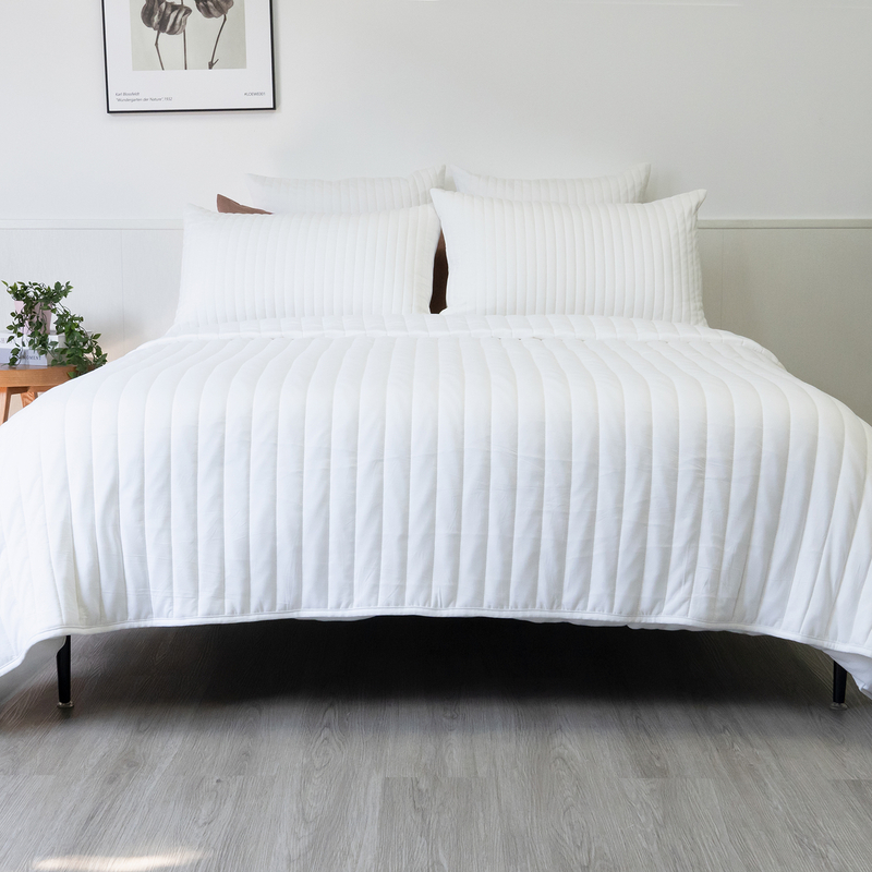 White - Organic Bamboo Jersey Quilt Set