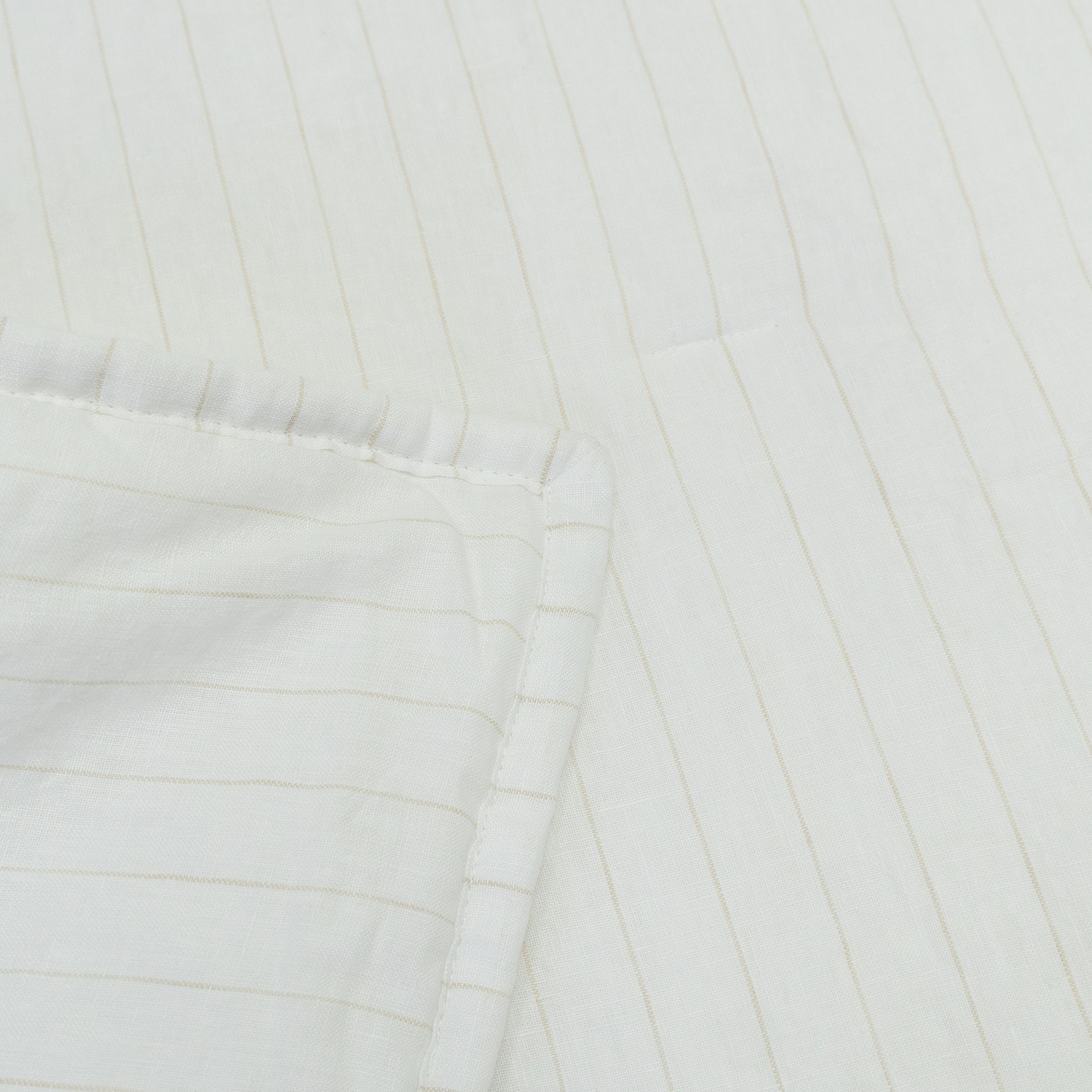 White and Natural Linen Quilt