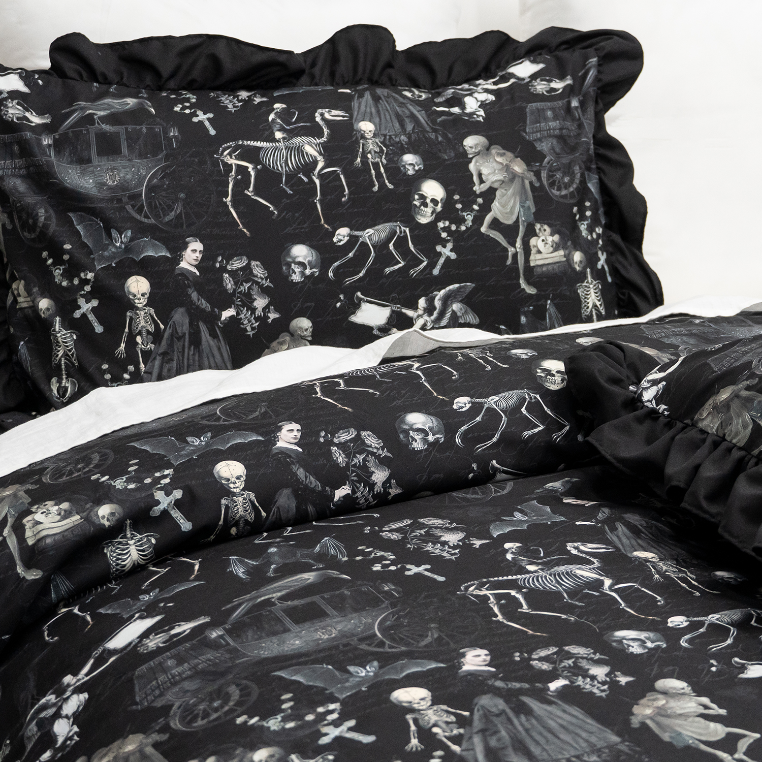 100% Organic Cotton Print Duvet Cover Set-Black