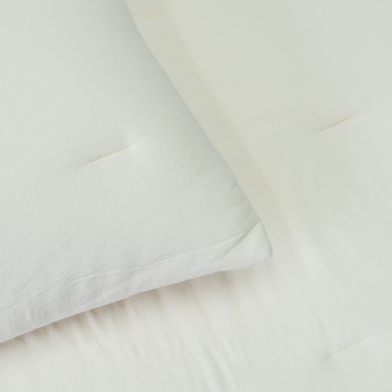 White Organic Cotton Guazz Quilt Set