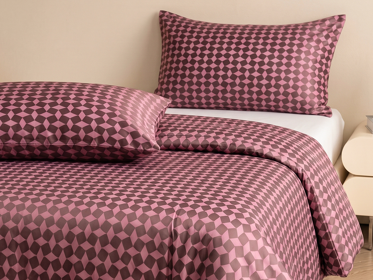 Ultra-fine 330TC micro-modal bedding